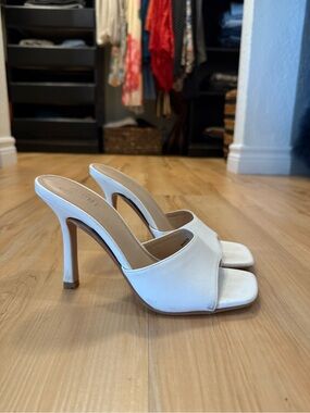 Forever 21 White Open-Toe Slip-On High Heel Slides